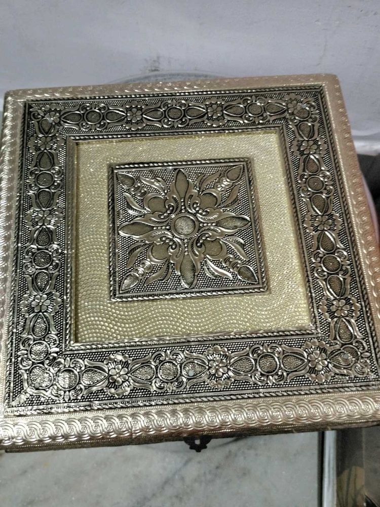 Like New Dry Fruit  Box