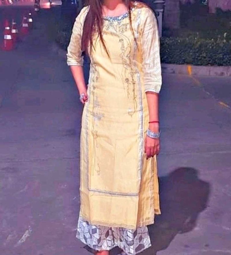 Wishful Sunshine Embellished Kurta