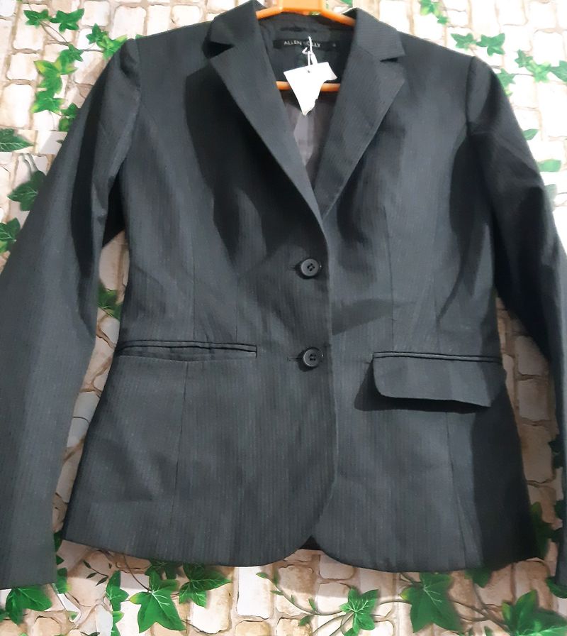 NEW Women&#39;s formal Blazer