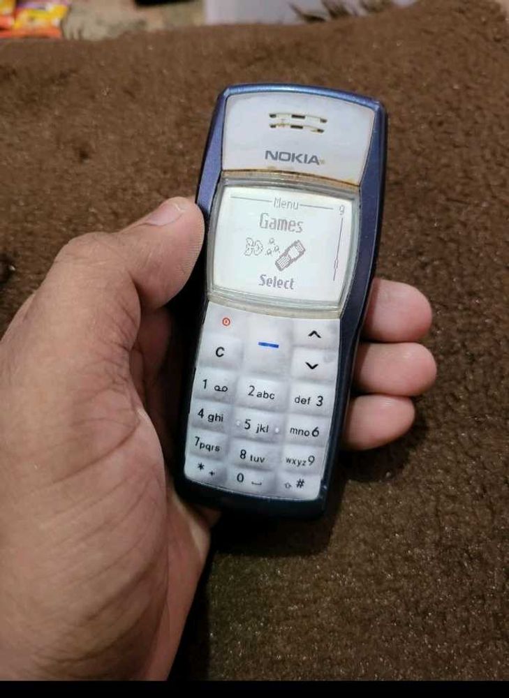 Vintage Nokia Phone 1108