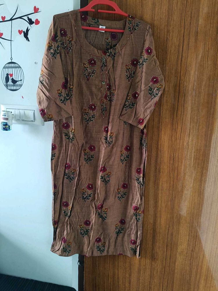 Floral Print Kurta And Pant Set