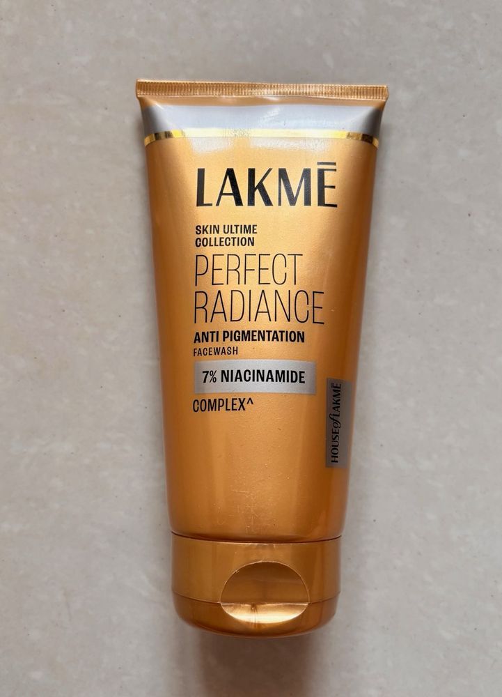 LAKME Perfect Radiance Brightening Facewash