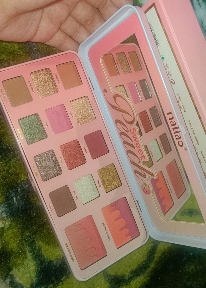 All In One Eyeshadow Palette 🎨✨