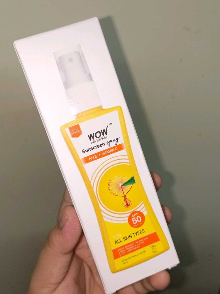 New Sealed Wow Sunscreen Spray With Vit C + Aloe