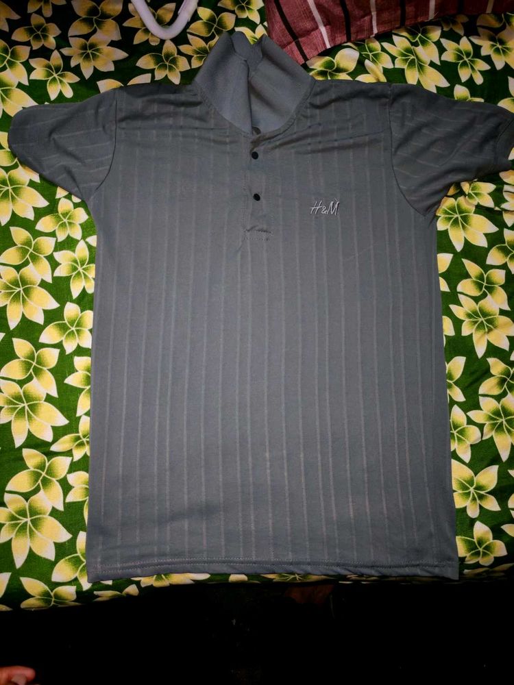 H&amp;M Striped Polo T-Shirt