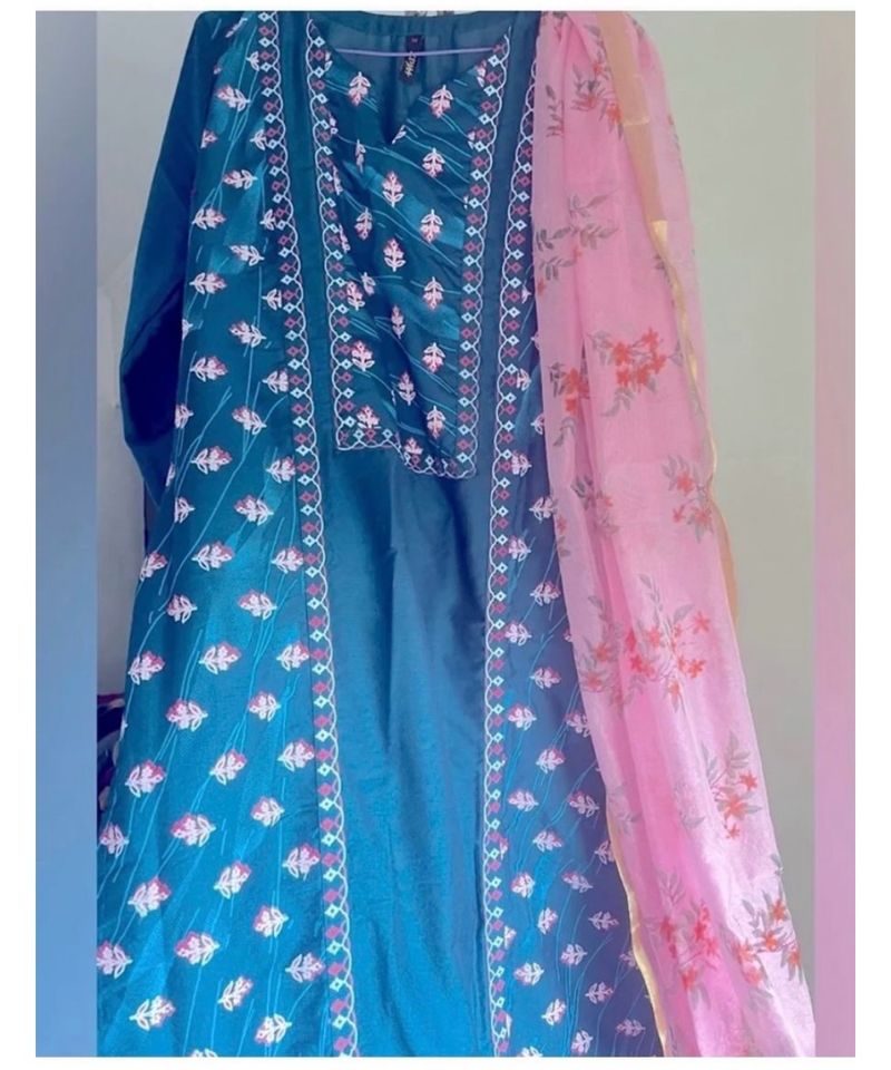 Ziya Branded Suit With Matching Dupatta