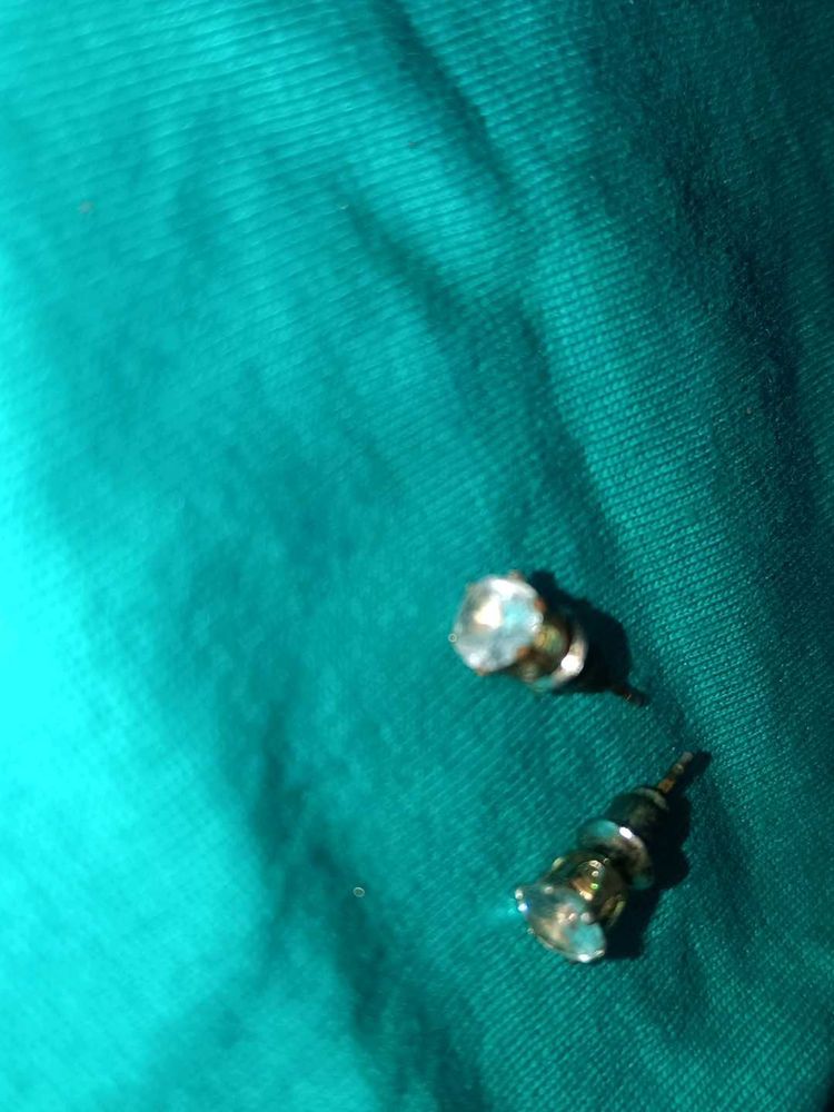 Sparkling Stud Earrings