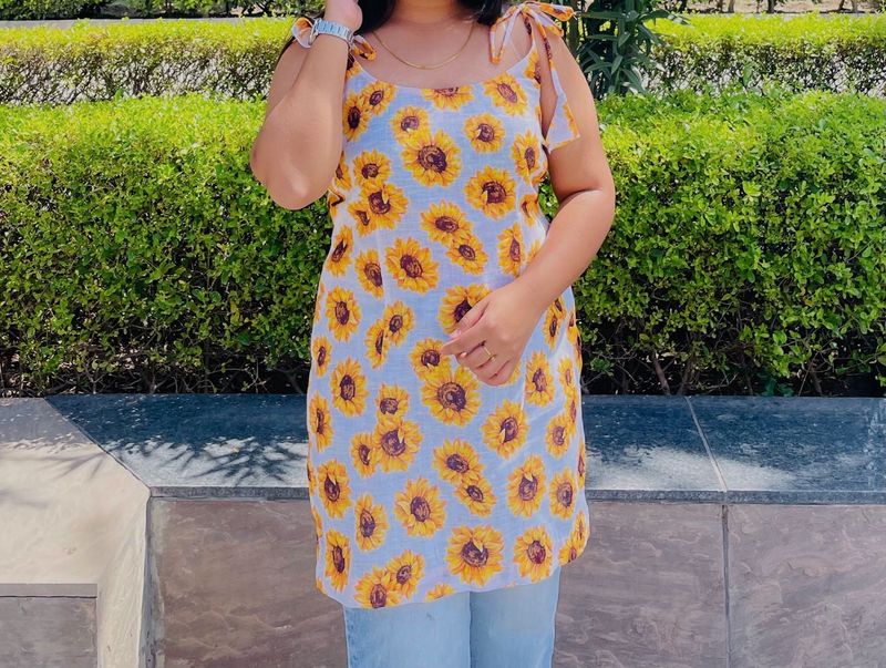 Sunflower Print Kurta short knot kurtis