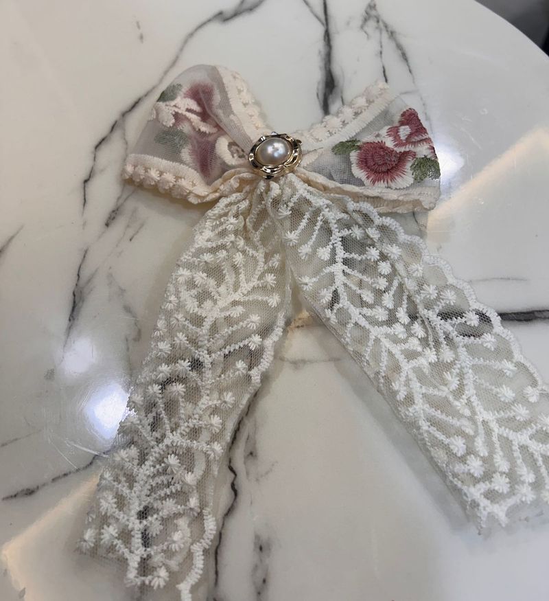 Floral Lace Hair Clip