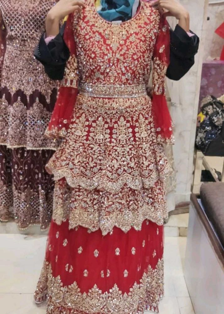 Lehnga N Gown 15000 Each