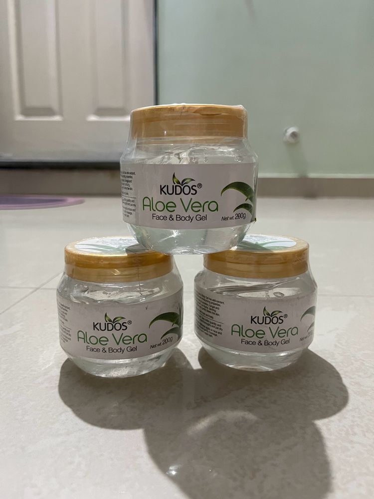 Fresh Aloe Vera Gel