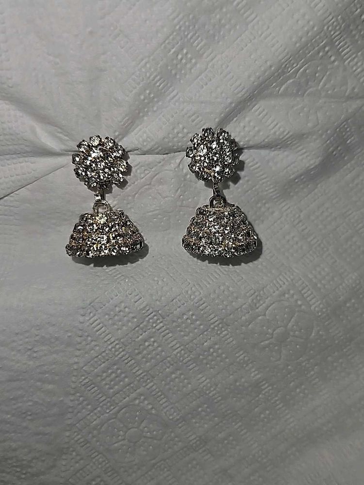 Earings