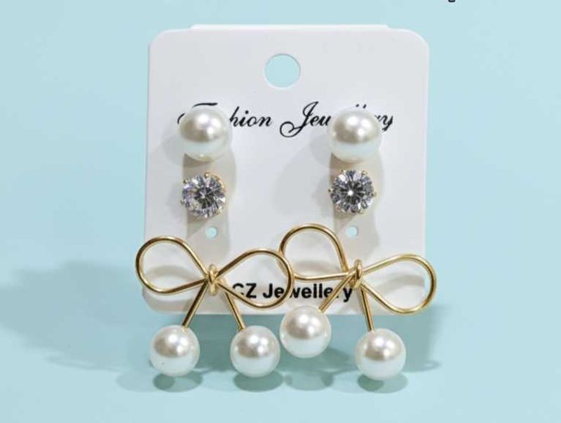 Pearl Earring Set