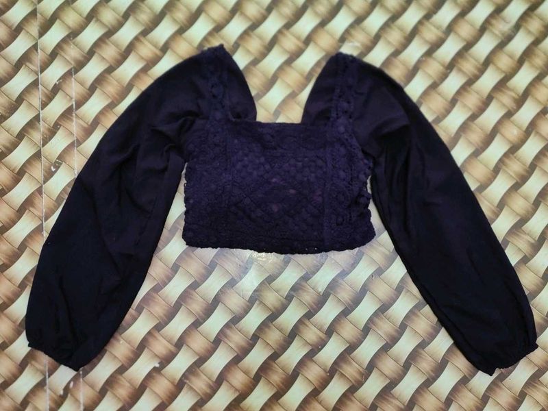 Crop Top - Long Sleeve