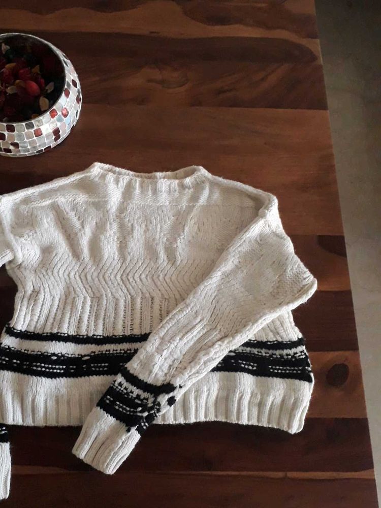 White Beautiful Xmas winter Striped Knit Sweater