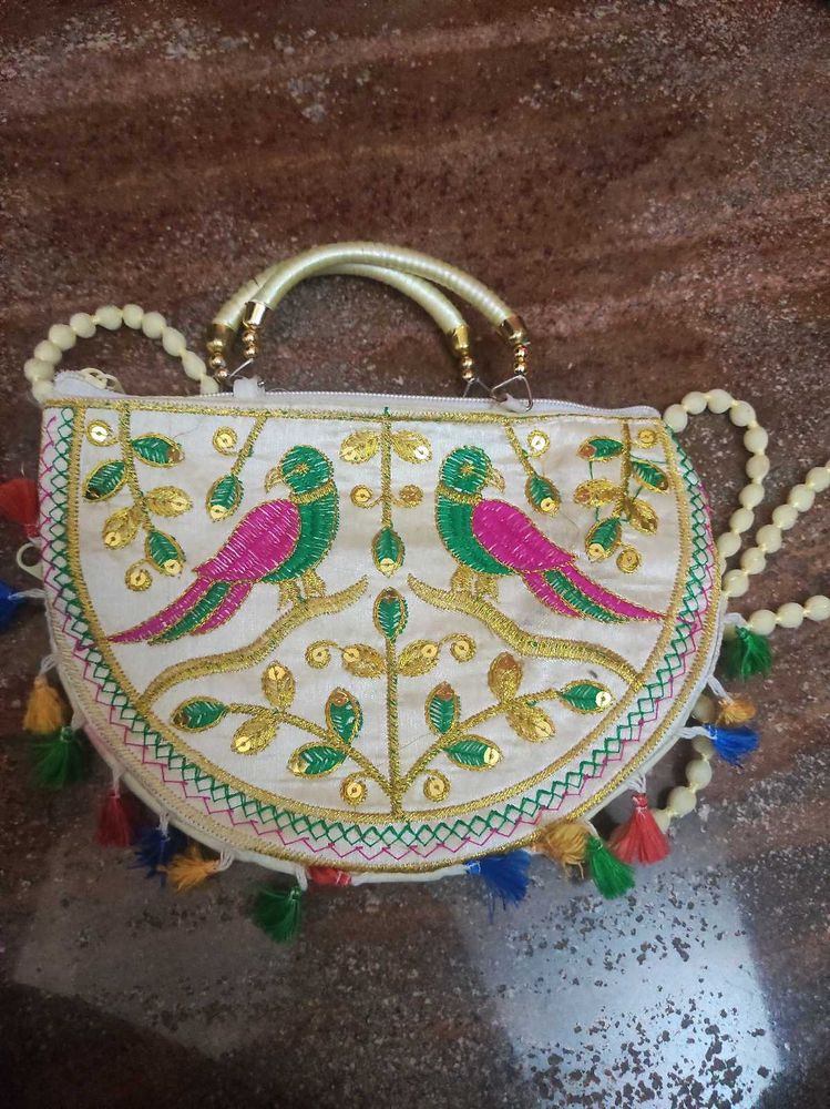 new Bird Embroidered Handbag with sling
