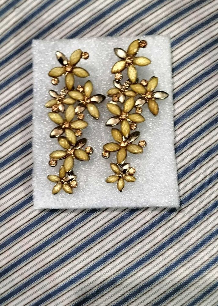 Floral Drop Earrings