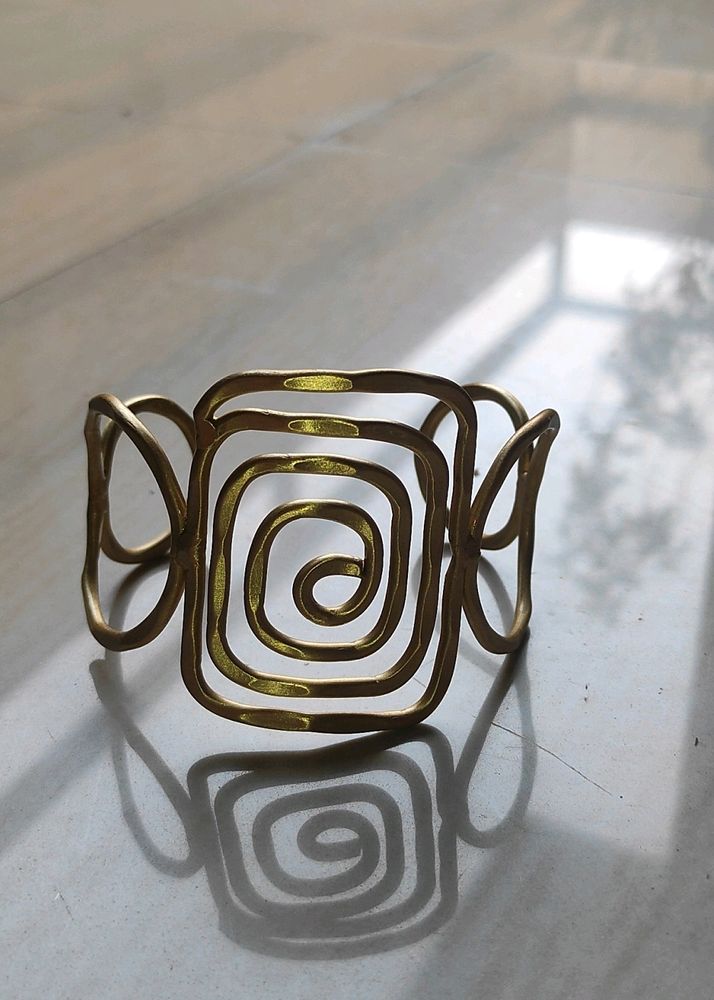 Spiral Design Arm Cuffs