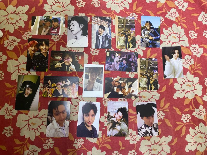 BTS COMBO SET(photocards,stickers,poster)