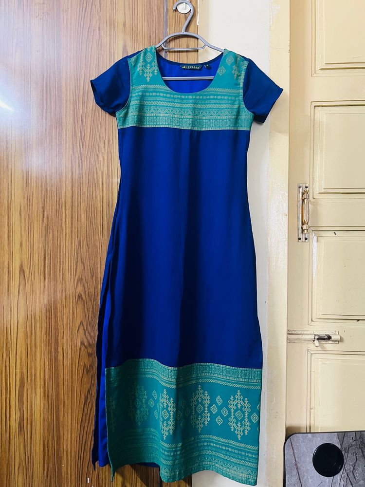 Avaasa Kurti