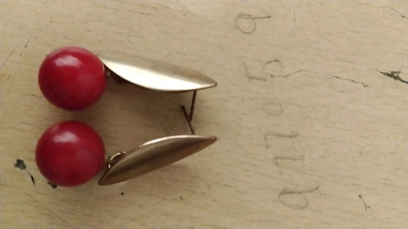 Vintage Red Ball &amp; Gold Tone Leaf Earrings