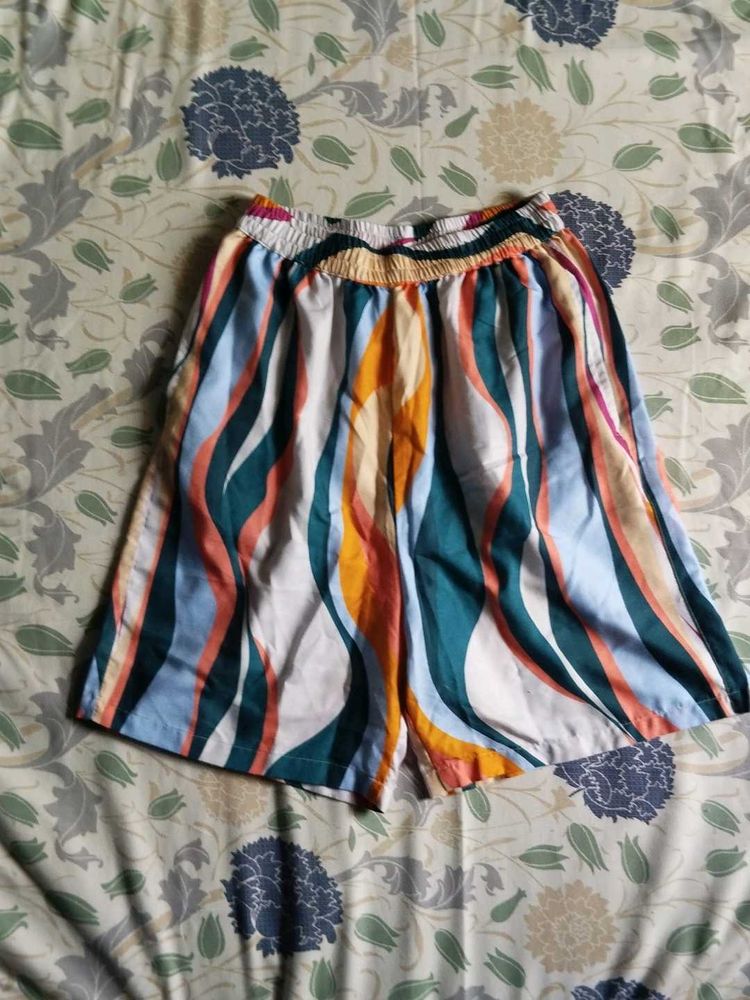 BEACH SUMMER SHORTS