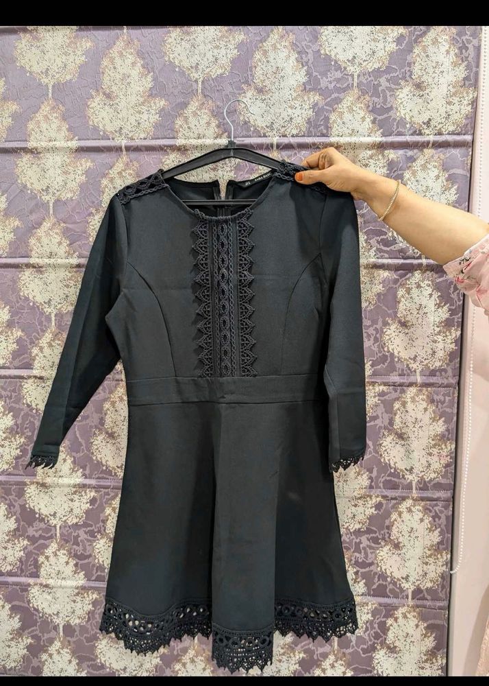 Zara Elegant Black Lace Dress