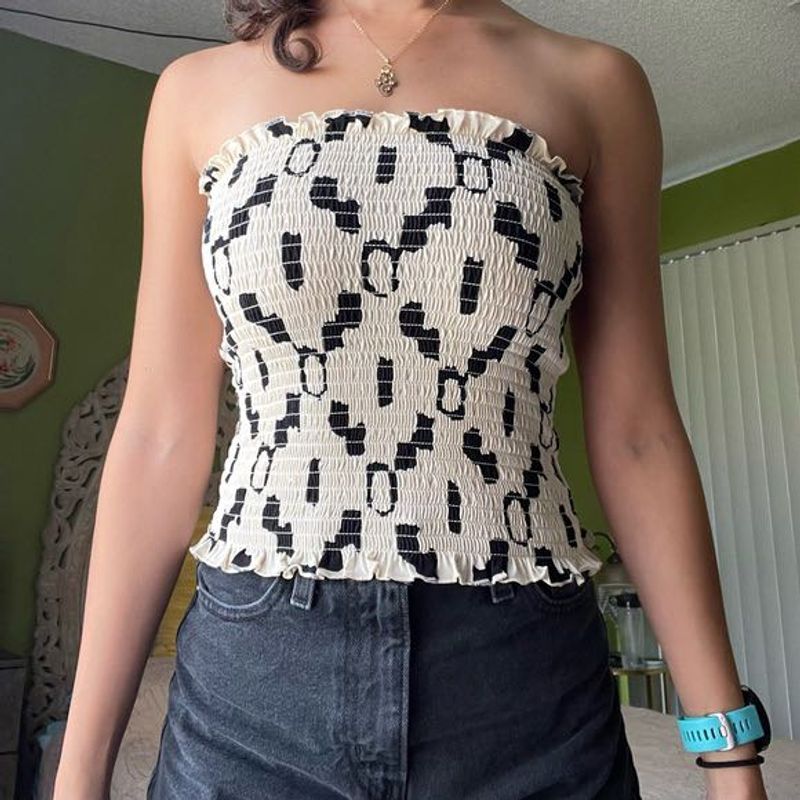 H&amp;M Ruffled Scrunched Tube Top