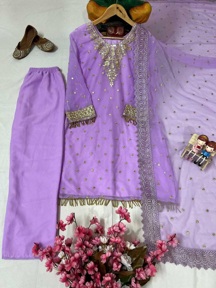 Part Wear Suit