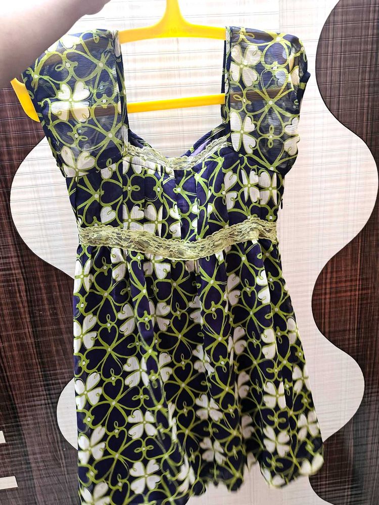 Summery Floral Sheer dress (size S)