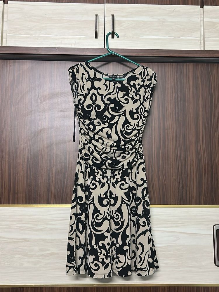 Chic Patterned Dress