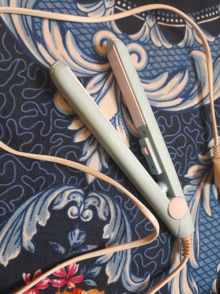 Mini Straightener