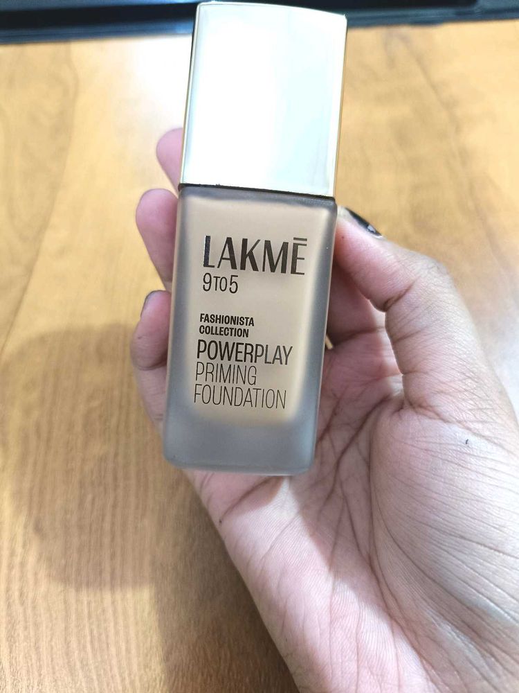 Lakme 9to5 Powerplay Priming Foundation