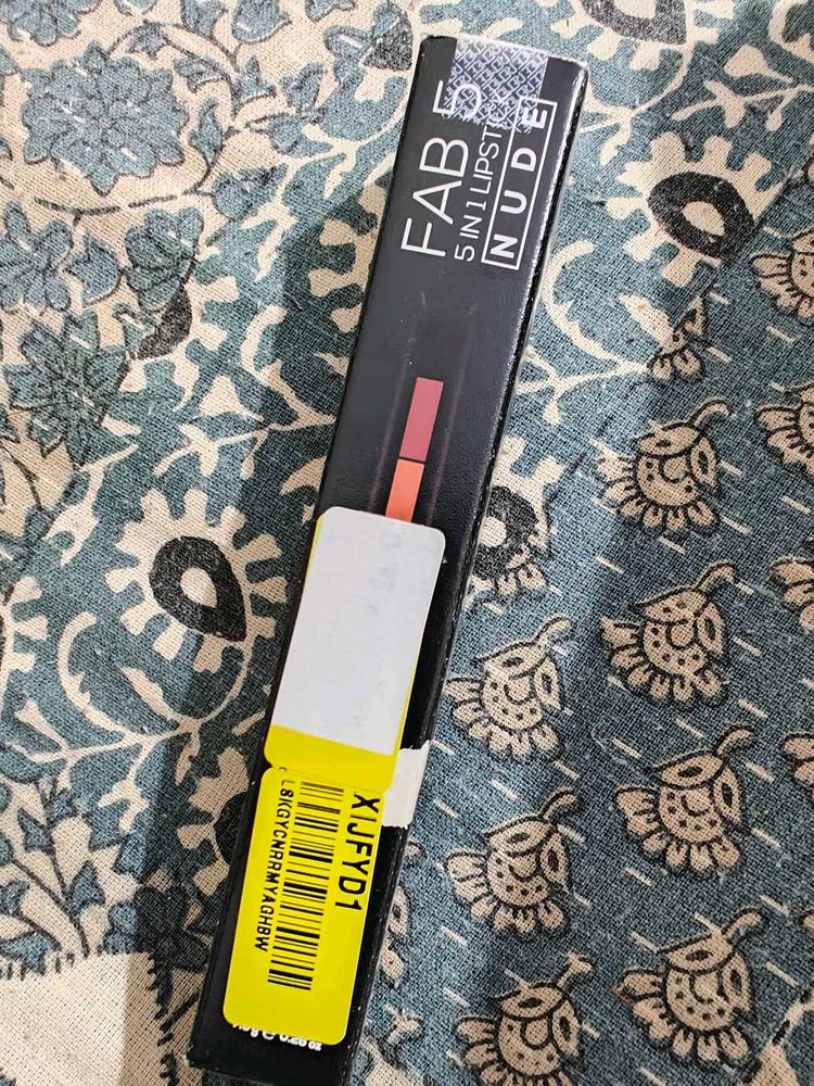 FAB 5 Nude Lipstick