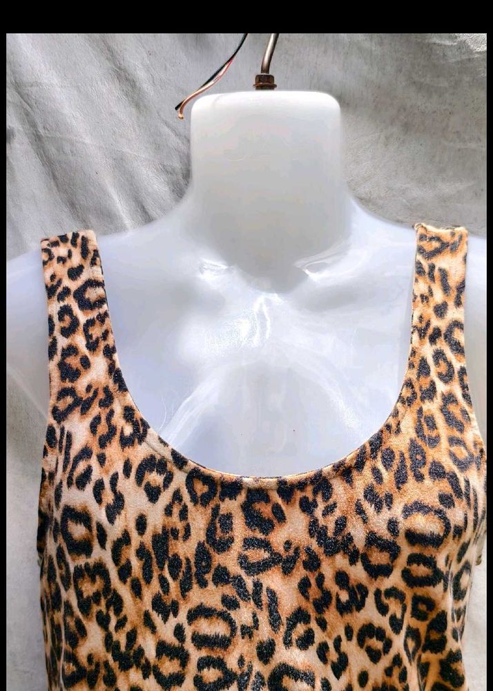 Sexy Leopard Print CROP top