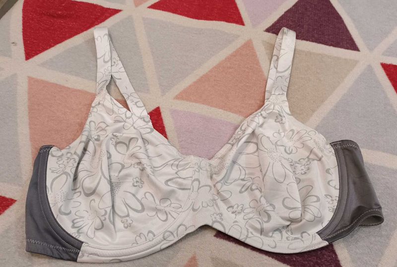 Underwired Bra 42D