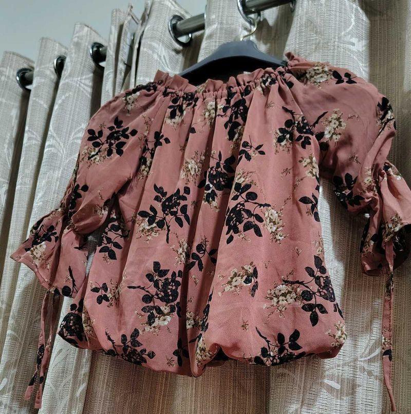 Floral Off-Shoulder Blouse