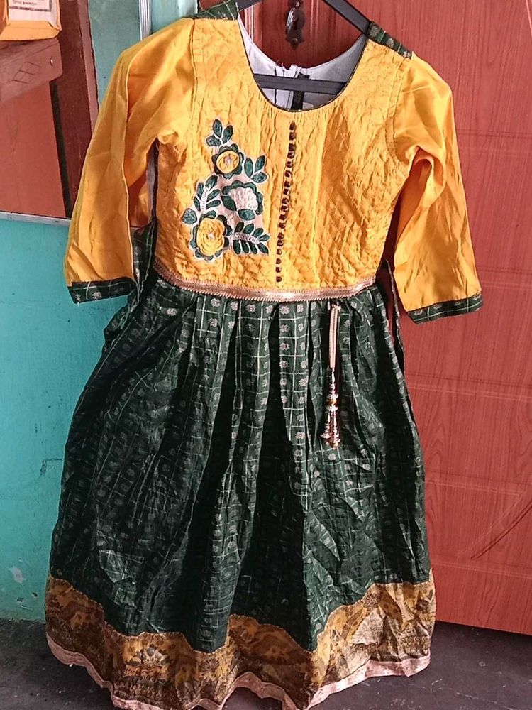 Cute Girls Ethnic Dress