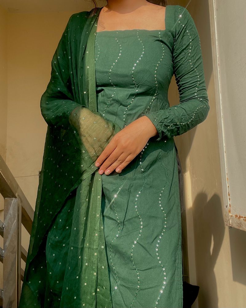 Suit With Dupatta