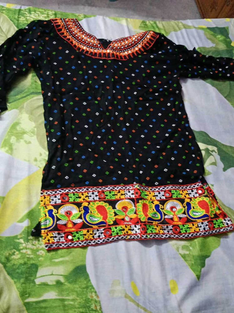 Embroidered Kurta
