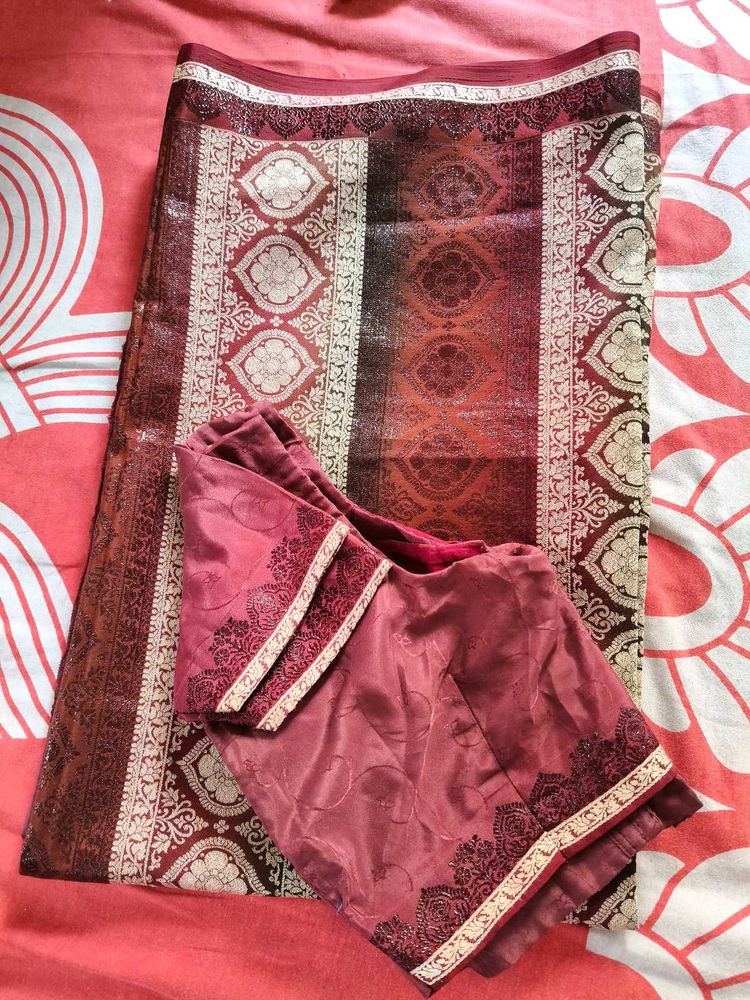 Beautiful Mave-Maroon Garden Silk Saree Wid Blouse