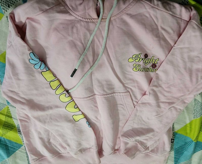 Light Pink Hoddie With Cap