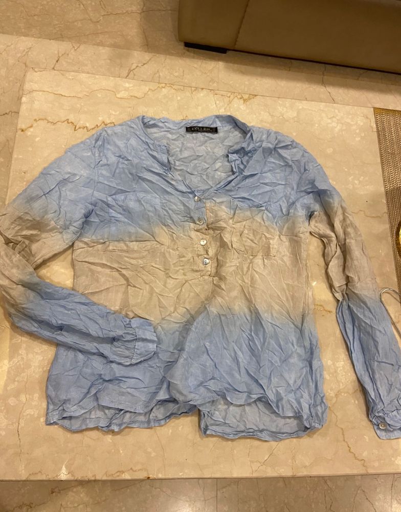 Branded buttoned top