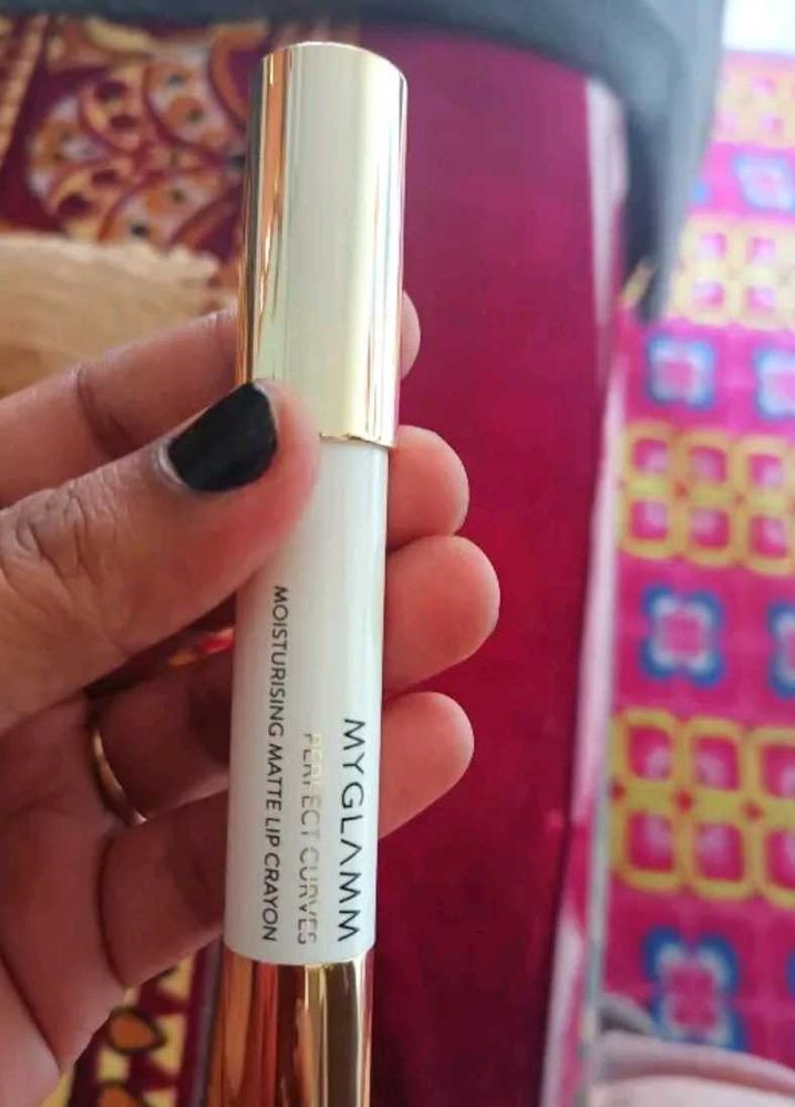 My Glamm Curves Matte Lipstick