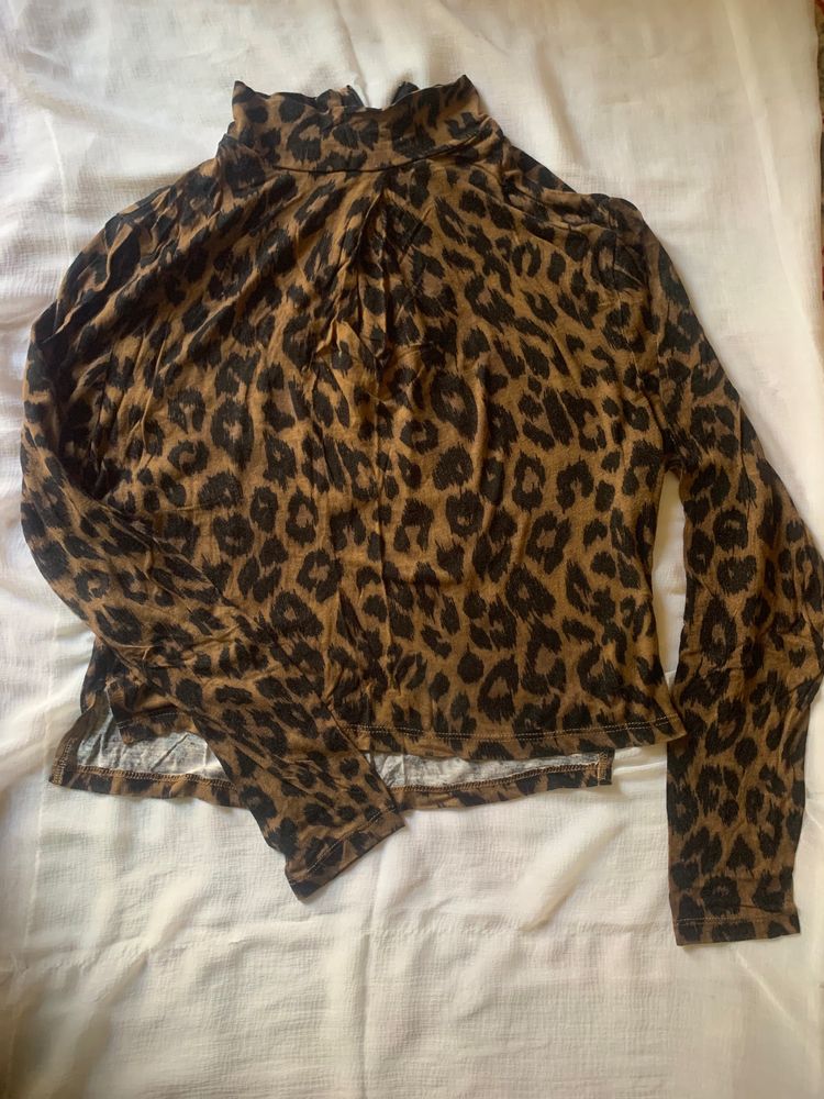 Tiger Printed Crop Top