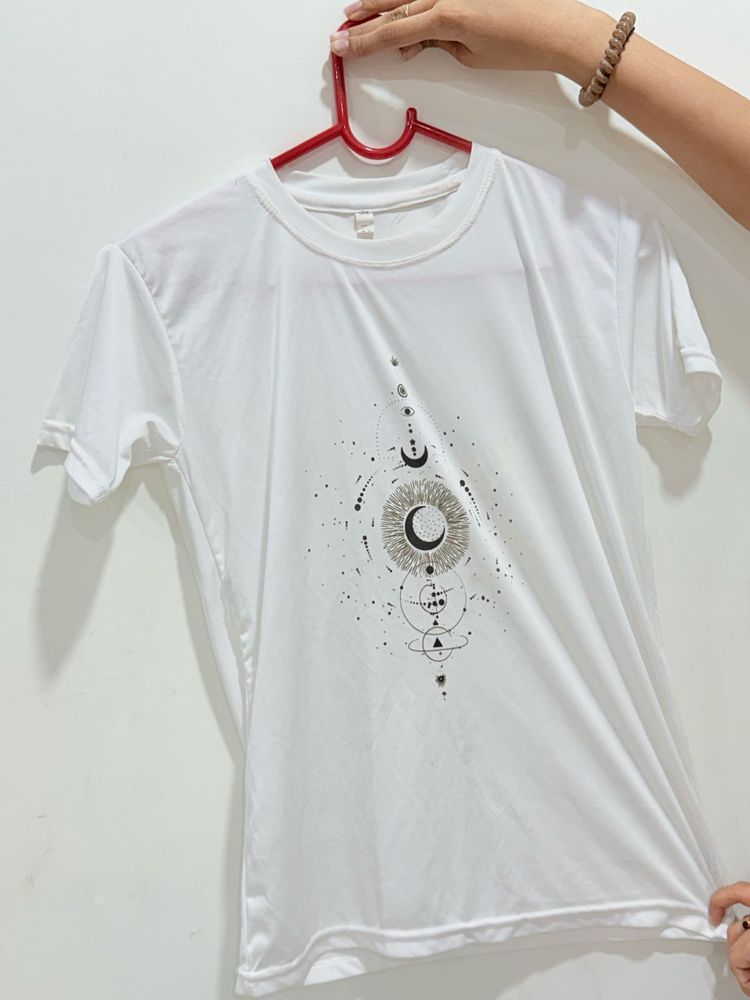 White T-shirt