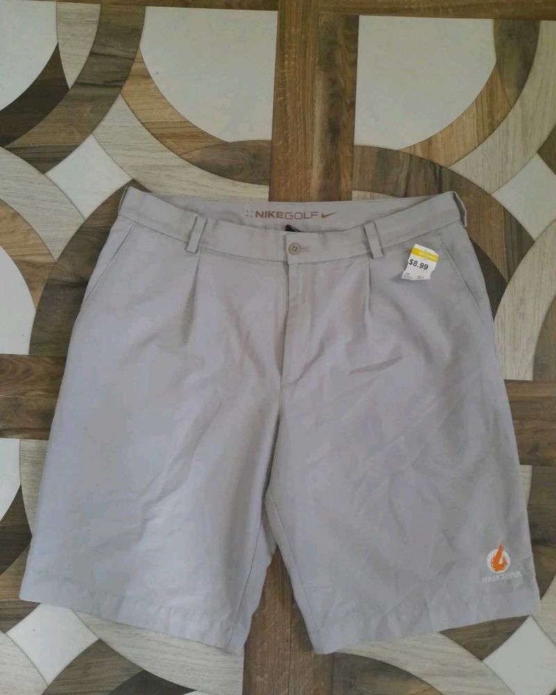 AUTHENTIC Nike Golf Shorts Fire EDITION 🔥