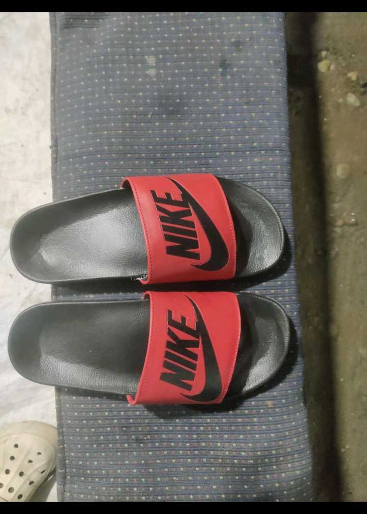 Nike Slides - Red and Black