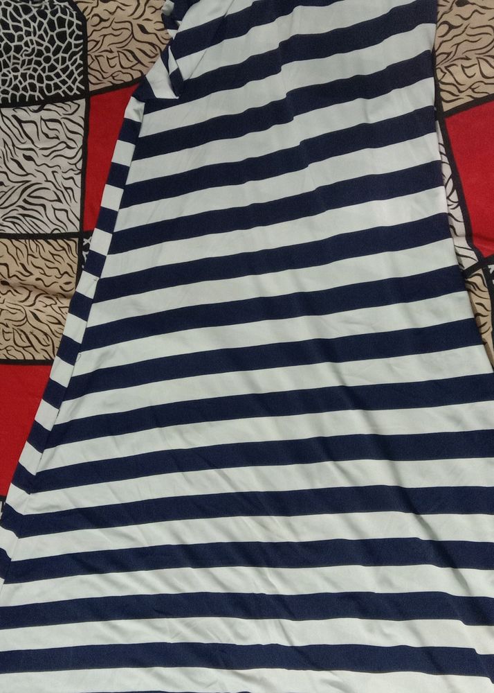 Long Baniyan Top With Net Over Coat