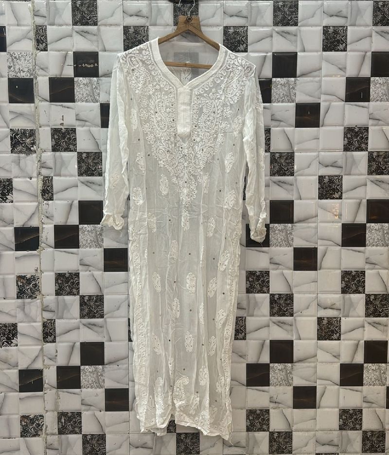 Lucknowi Chikankari Viscose Mukesh Work Kurti